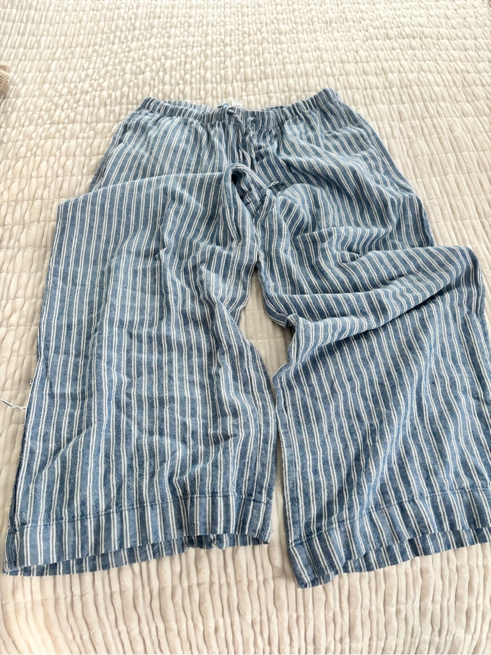 Old Navy women’s Blue & White Striped Casual Lounge Pants